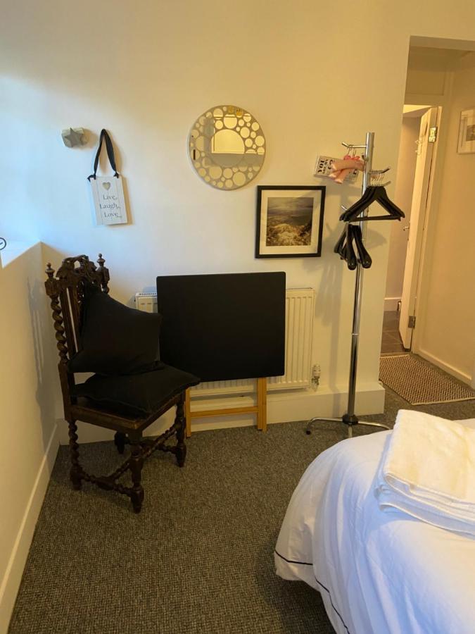 Great Rooms In An Uber Cool Flat! London Bridge Экстерьер фото